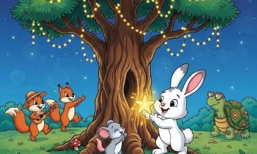 Un petit lapin blanc nommé Léo, aux grandes oreilles et yeux pétillants, sourit en tenant une étoile brillante qu'il place sur une branche basse d'un grand arbre ancien ; une vieille tortue à lunettes en forme de cœur, carapace verte à motifs floraux, le regarde bienveillante depuis un buisson ; une petite souris grise aux joues roses lève les pattes en signe de joie près du tronc ; un écureuil roux coiffé d'un chapeau de paille et un renard brun jouant de la guitare dansent à gauche ; la clairière magique, herbe fleurie et champignons à pois, est baignée d'une atmosphère nocturne chaleureuse avec un ciel étoilé, guirlandes de lumières jaunes, textures douces et palette lumineuse, ambiance festive et accueillante.